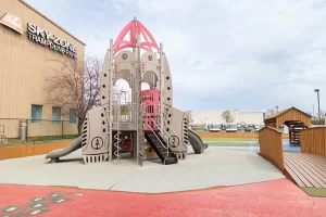 Learning Paths Academy Central Park - Playground spaceship